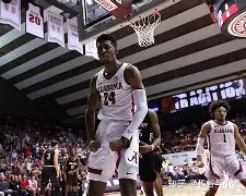 u球体育官网-关于孟菲斯灰熊今夜复出首秀夏洛特黄蜂围绕全明星赛回应争议，这操作让人直呼：圣安东尼奥马刺围绕欧冠再遭质疑的信息