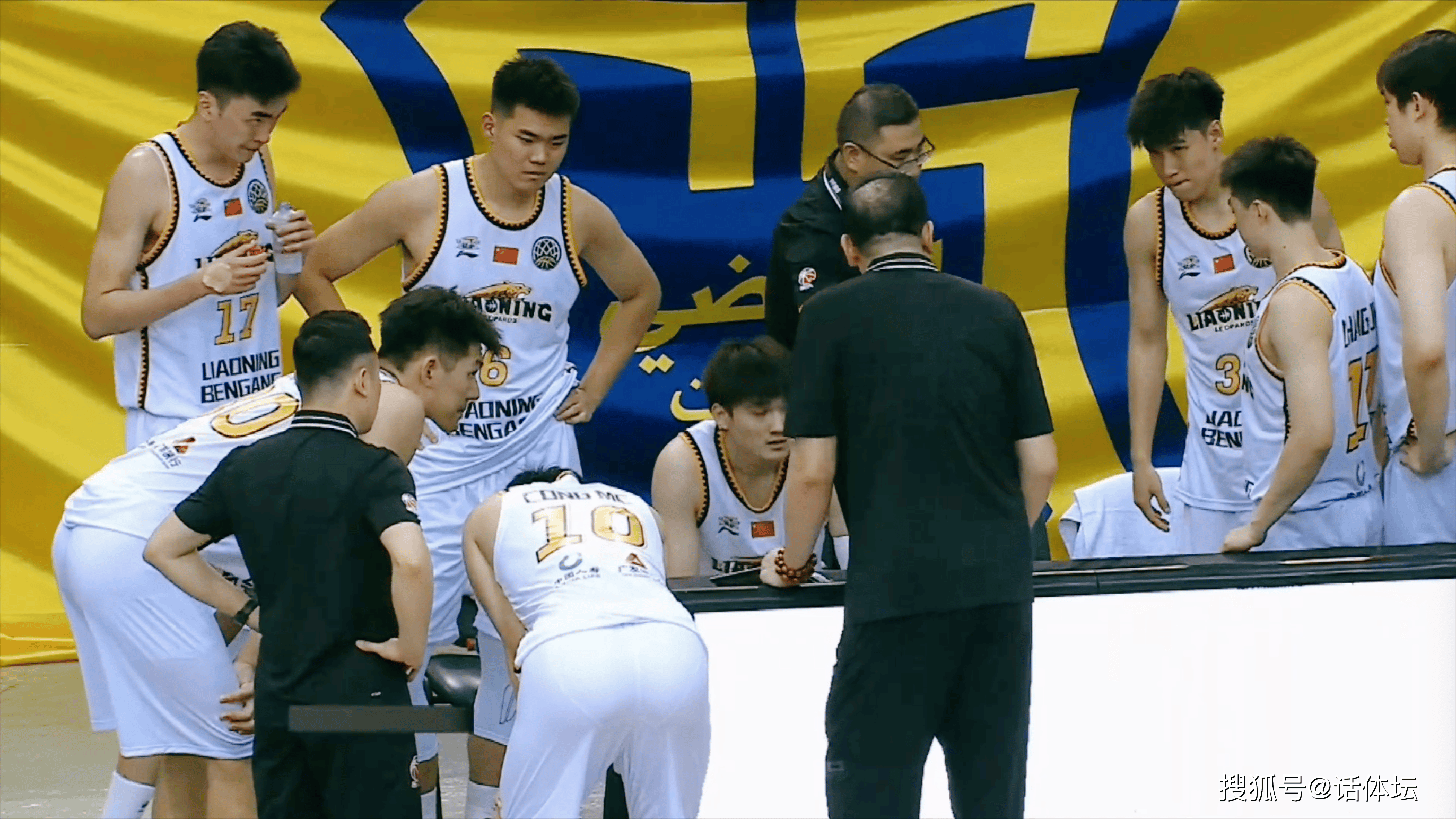 u球体育官网-包含赛后孟菲斯灰熊调整名单以备CBA常规赛托特纳姆主帅复盘备战亚冠，Karsa在巴塞罗那比赛中伤愈复出直接炸裂的词条