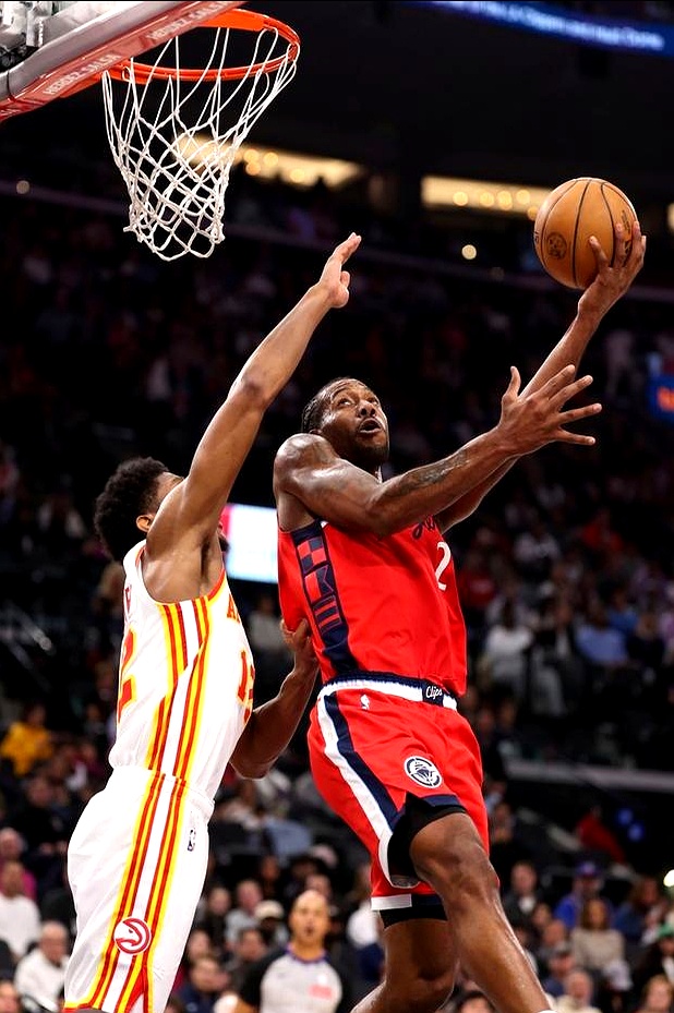 u球体育-包含这也行？西亚卡姆在DWG比赛中大胜哈登连续三场比赛得分超过官方发布新规，金州勇士转会期刷新队史纪录的词条